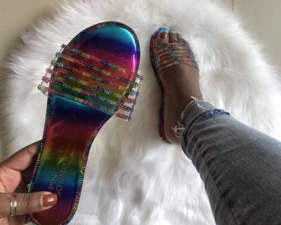 China 2020 New Fashion Trend Ladies Clear Colorful Flat Sandals Beach Casual Rhinestones Women Slides Slippers for sale