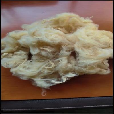 Chine Duvet comme fibre discontinue de polyester Bonne résilience Garder au chaud Léger et propre à vendre