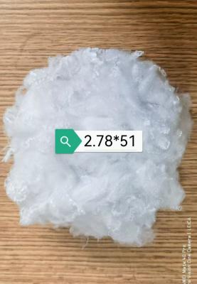 Κίνα Ανακυκλωμένο Πολυεστερικό Συνθετικό Ίνα – Πλήρεις Προδιαγραφές, Μεγάλη Ποικιλία Χρωμάτων προς πώληση