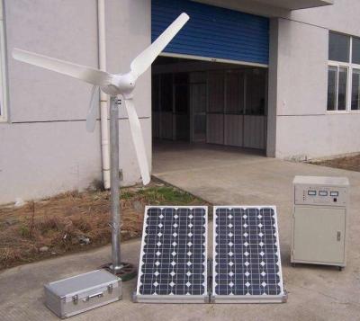 Chine Système solaire de génération d'énergie éolienne d'hybride de complémentation d'OIN à vendre