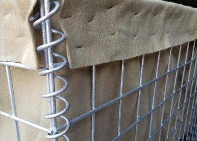 中国 電流を通された鋼線のHescoの塀の要塞の軍の障壁300gsmのGeotextile 販売のため