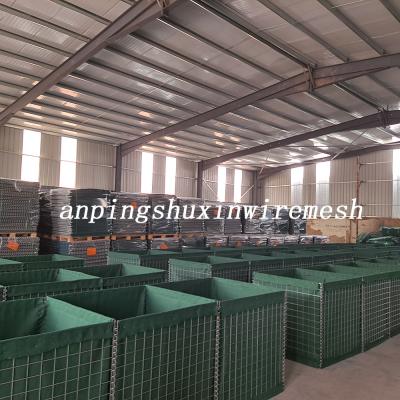 China Square Hole Collapsible Hesco Military Barrier Welded Steel Wire Mesh Defensive for sale
