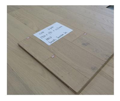 Chine Popular Light Color Oak Engineered Wood Flooring, 1/2