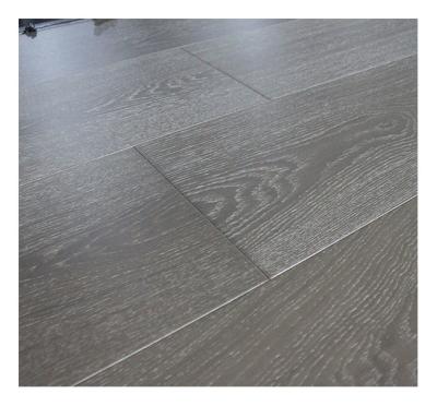 China slight Brush, UV lacquer Selected ABC Grade Euro Oak Engineered Wood Flooring, 300MM Wide, Color Grey Wood en venta