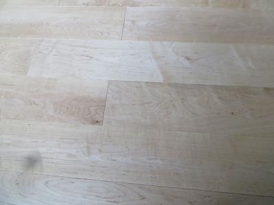 China premium grader natural color China Maple Engineered Wood Flooring for sale