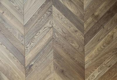 China Dark Smoked & Wax Oiled Chevron Oak Engineered Flooring Parquet to Euro for sale