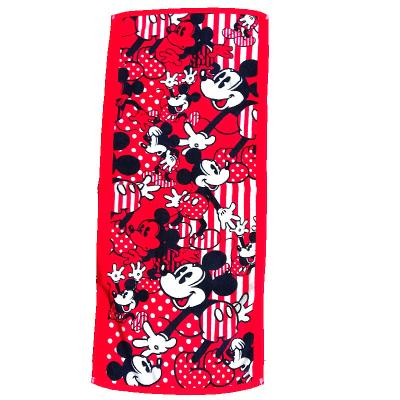 Chine Les enfants en gros échouent la serviette 100% de plage rouge de Disney Mickey Anime Bath Towel Cartoon de coton de serviettes à vendre