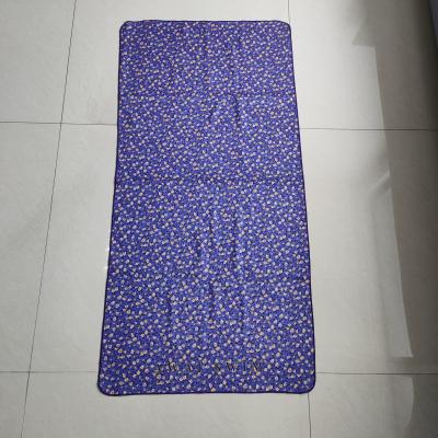 Chine Serviette de plage d'impression de côté de double de qualité de tendance de conception avec la serviette de plage à séchage rapide écologique de modèle de fleur de logo à vendre