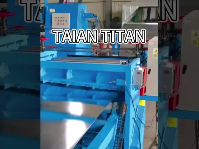 CNC shearing machine