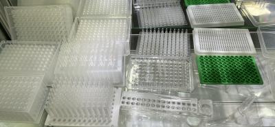 China Medical Injection Molding Multi Cavity Micropipette Molds for sale