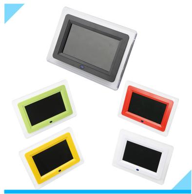 China Contemporary Customized 7 Inch LCD Digital Photo Frame With LED Light for sale