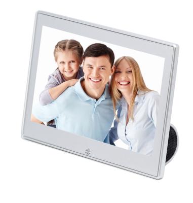 China HD Friendship / Baby Battery Operated Digital Photo Frame With 8ms Responsive Time for sale