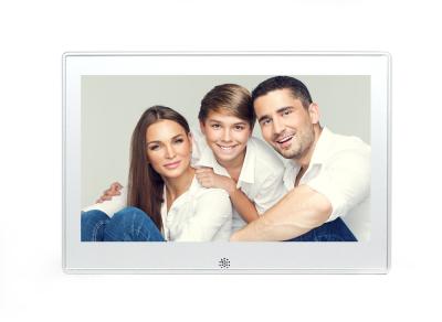 China White 10.1 Inch Metal Battery Operated Digital Photo Frame Supports Video Loop Play for sale