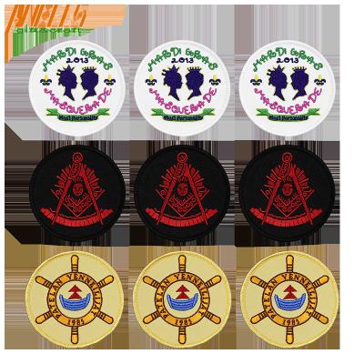 China High Quality Eco Friendly Customized Embroidered Logo Patch For Clothes Anime Embroidered Woven Patches Cartoon Hat Clot à venda