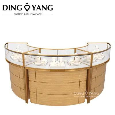 China Custom Made Jewellery Display Counter , Beautiful Appearance Firm Structure , Customize Different Light Sources Te koop