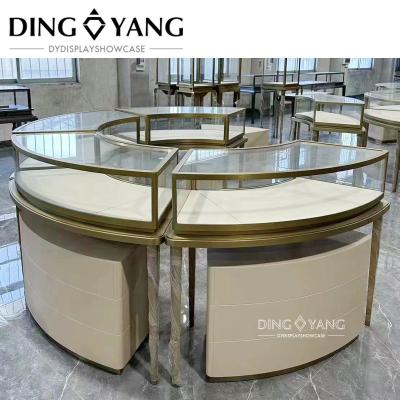 China Beautiful Round Glass Jewelry Display Showcase With Low Power Consumption Lights Systems for sale