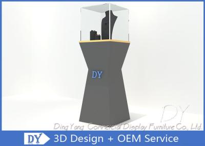 China Free 3D Design Ship With Pre Assembly Jewelry Window Showcase for sale