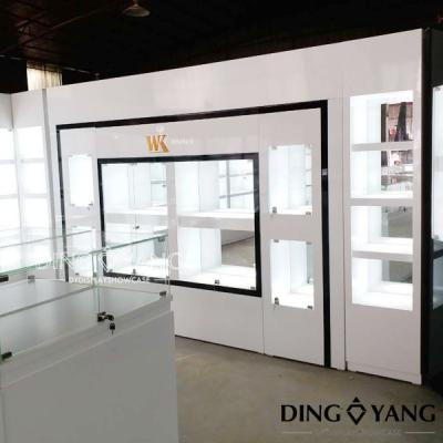 China Showroom de design de jóias de estilo moderno personalizável de fabricantes e fornecedores à venda