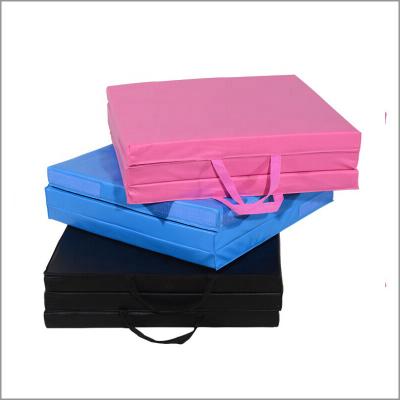 China Foldable PVC Jumping Foam Workout Mat Gymnastic Landing Crash Pad for sale