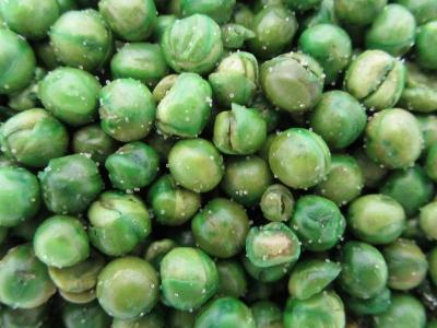 China Delicious Crispy Garlic Flavor Green Peas Snack Special Vitamin And Protein for sale