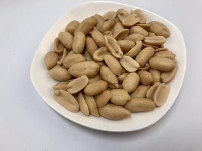China Salted Coated Peanut Snack , Various Vitamins Chilli Coated Peanuts Hard Texture for sale