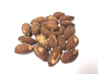 China Garlic Wasabi Soy Sauce Flavor Nut Cluster Snacks Tasty Almonds Sancks for sale