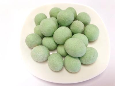 China Round Shape Wasabi Coated Peanut Snack Green Color Costed Crispy Peanuts for sale
