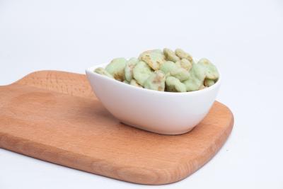 China Wasabi Flavor Coated Crispy Dry Roasted Fava Beans Snack Foods Sample Avaliable for sale