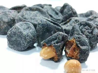 China OEM Crispy Plum Flavor Bamboo Charcoal Peanuts for sale