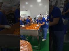 On-site processing and production of Rice Crackers