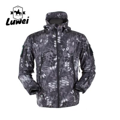 China Casual Windproof Outer Wear Apparel Utility Moto Outdoor Softshell Men Jacket for sale