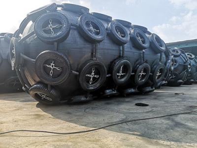China 500mm*1000mm VLCC Floating Pneumatic Fender Large Oil Tankers ISO17357 for sale