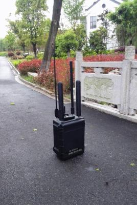China 120 Watt Bomb Signal Jammer 24 Kg Light Weight 20MHz-6GHz Working Frequency for sale
