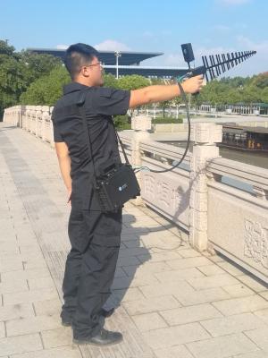 China 0.9-5.8GHz Working Frequency Portable Drone Signal Jammer With Low RF Power for sale