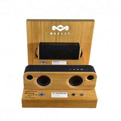 Chine Présentoirs en bois en bambou de magasin de Favre universels pour le haut-parleur de Bluetooth à vendre