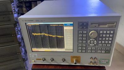中国 Agilent Keysight E5052A Signal Source Analyzer 10 MHz - 110 GHz Phase Noise Measurement 販売のため