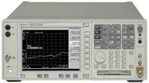 China E4447A PSA Spectrum Analyzer 3 Hz To 42.98 GHz Powerful One Button Measurements à venda