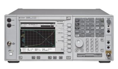 中国 E4440A PSA Spectrum Analyzer 3 Hz To 26.5 GHz With Optional External Mixing 325 GHz 販売のため