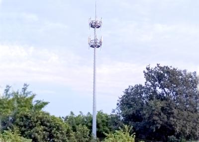 中国 50m GSM FM 5Gの電気通信鋼鉄タワー3のプラットホームの熱いすくいは電流を通した 販売のため