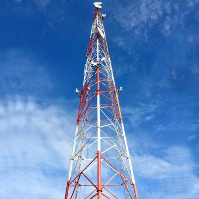 China 35m torre de aço Q345 Q235 de 3 telecomunicações tubulares do pé para antenas de Macrocell à venda