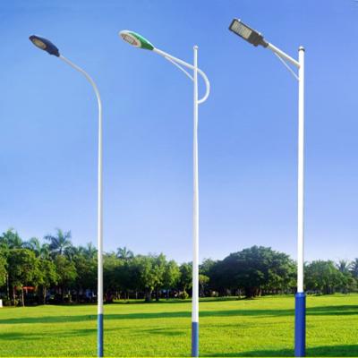 China Cargo solar leve galvanizado altura da lâmpada de rua de polo de rua de Q345 8m à venda