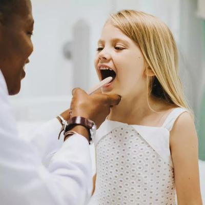 중국 의학적인 버릴 수 있는 치아 비 불모 목제 혀 압자 판매용