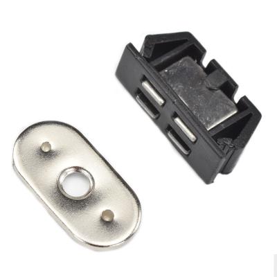 China Magnetic Plastic Door Catch Latch For Bedroom Kitchen for sale