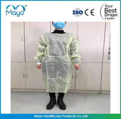 China SPP PE Yellow Isolation Gown CE FDA Fluid Resistant Isolation Gown for sale