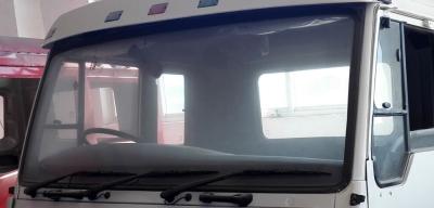 China Vidro do protetor de vento da parte dianteira da cabine do veículo de AMW FAW Jiefang FM240 com borracha à venda