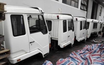 Chine Pièces de rechange de carrosserie du marché de l'Inde de pièces d'enfant de cabine de camion et de cabine de camion pour AMW FAW Jiefang 151 FM240 à vendre