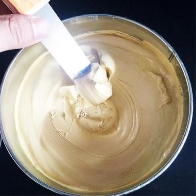 China Easy Sanding Car Paint Filler Putty , Polyester Putty For Car Repair Fast Drying for sale
