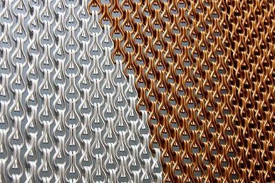China Metal pesado 90x210cm Cortina de enlace de cadena haciendo cortina de agua Cascada en venta