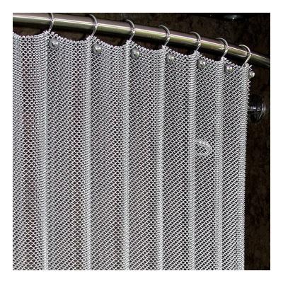 China Custom Metal Coil Drapery With 5mm Aperture 1.1kg Weight 70mm Mesh Painting Finish à venda