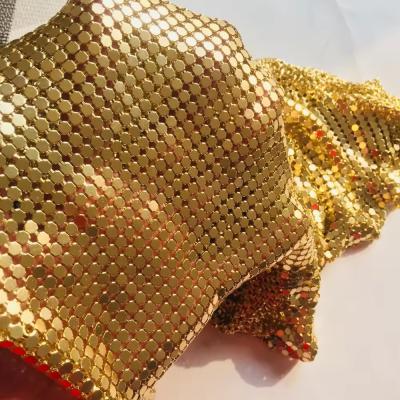 Κίνα Κουρτίνες Υφάσματα Λάμψη Μεταλλική Διακοσμητική Διάτρηση Πολυχρωματική Ελαφριά Ασημένια Λούξυ Αλουμίνιο Ευέλικτο Μεταλλικό Διάτρημα προς πώληση